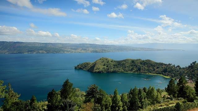 Danau terbesar di indonesia