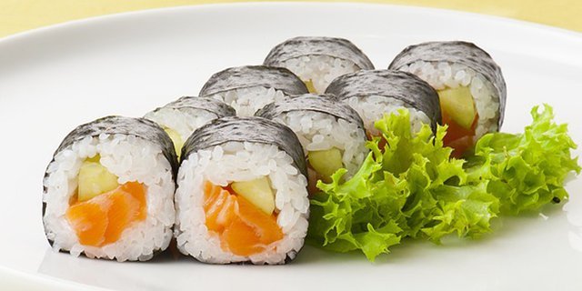 sushi roll sederhana