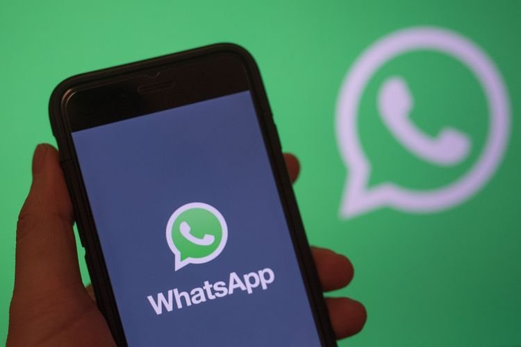 cara mengembalikan kontak WhatsApp